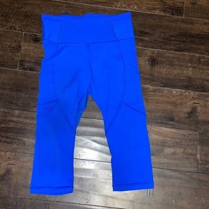 Royal blue lululemon cropped leggings